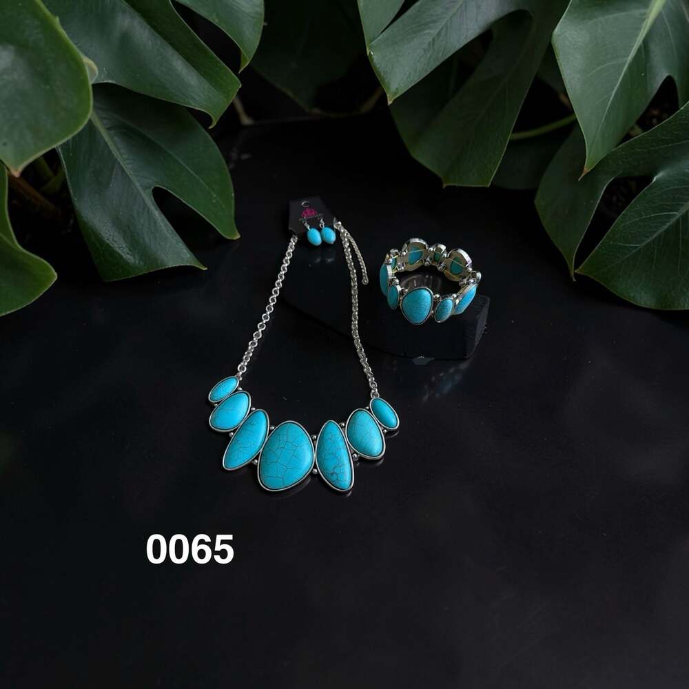 Turquoise Necklace/Bracelet Set